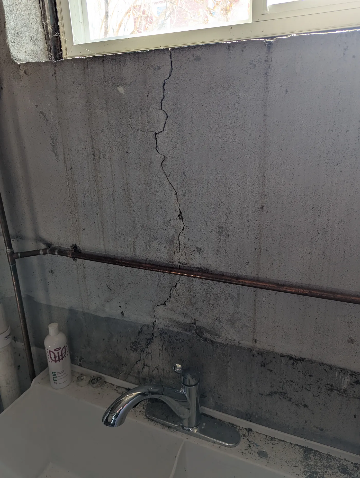 Wall Crack Repair