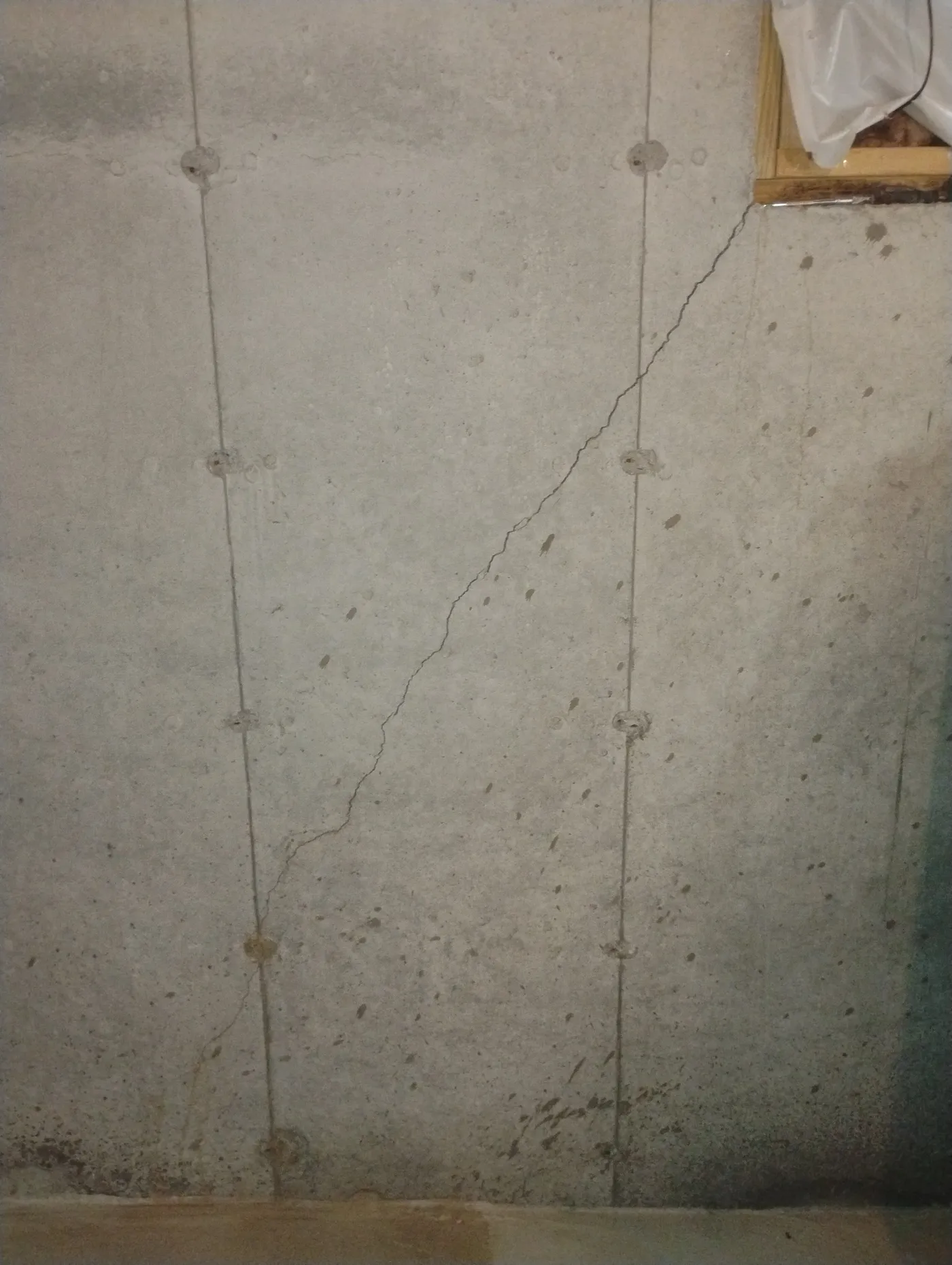 Crack Injection in Rockland, MA