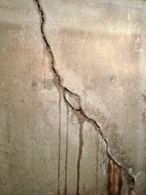 Wall Cracks